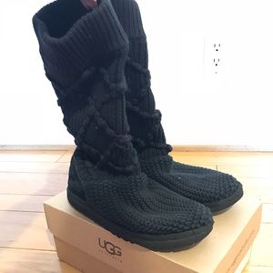 Black knit UGGs